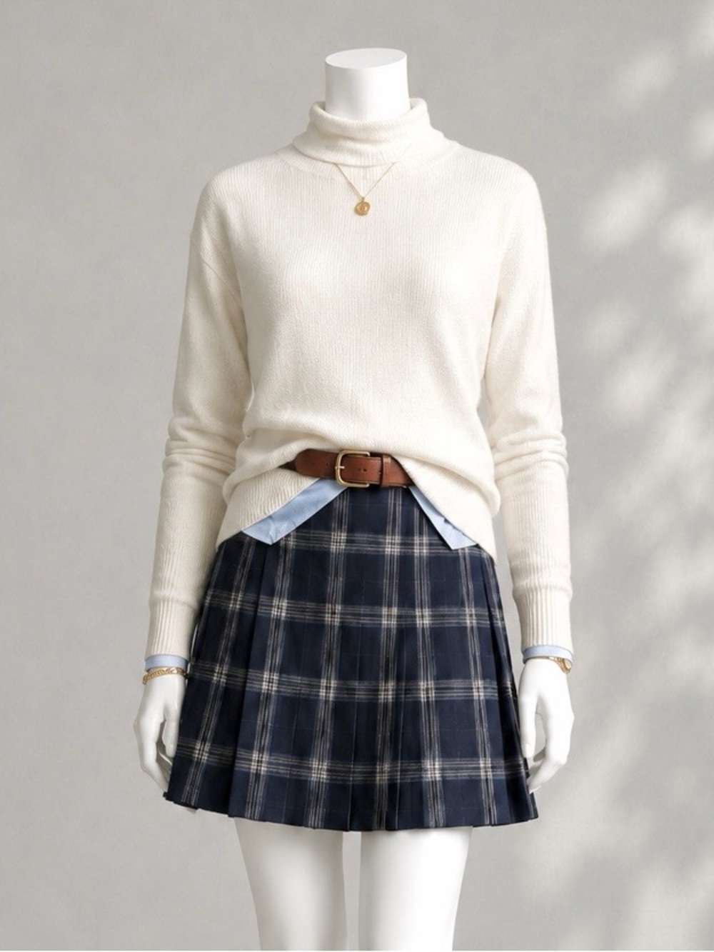 Aritzia Wilfred Cyprie Sweater XXS Ivory Merino Wool Mock Neck Minimalist Preppy